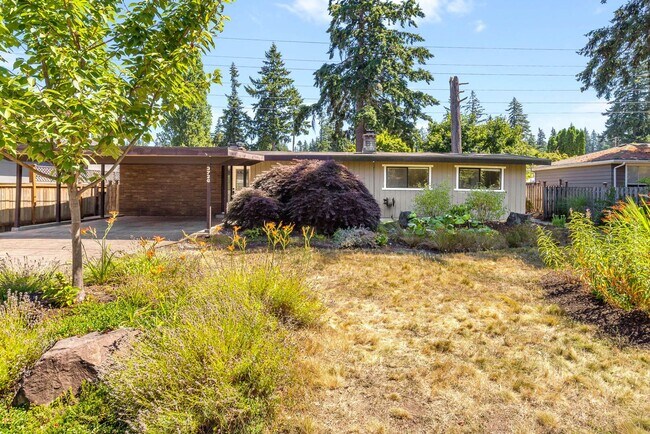 Building Photo - 3726 136th Ave SE