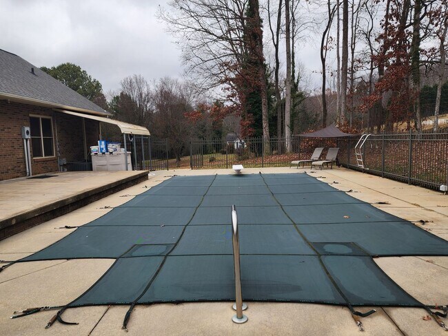 Building Photo - Saltwater Pool