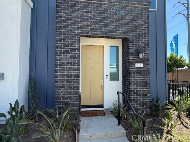 Building Photo - 2704 Carlton Privado