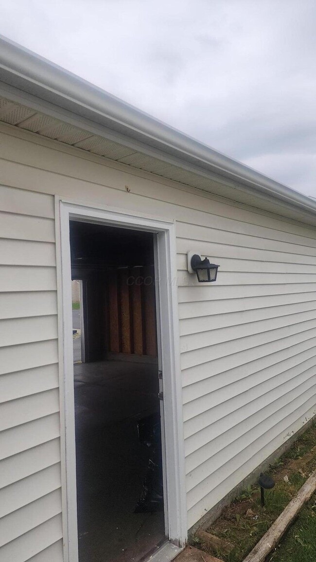 Building Photo - 3021 Seeger St
