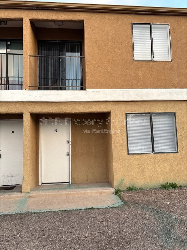 Building Photo - 3505 Tyson Pl NE