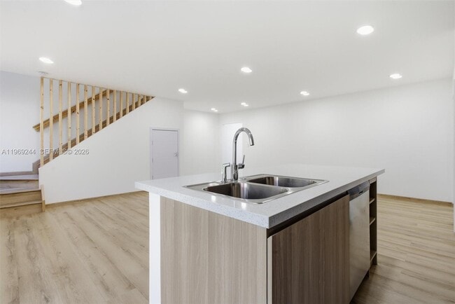 Building Photo - 936 NW 10th St