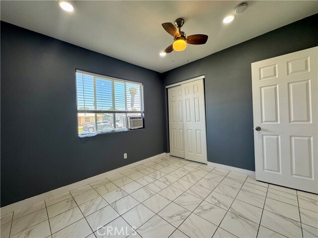 Building Photo - 1211 N Siesta St