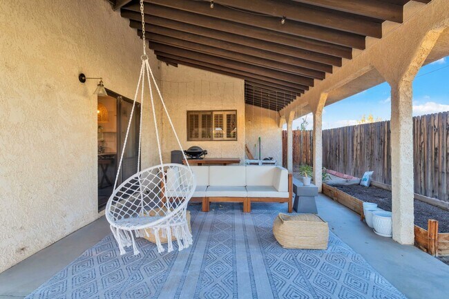 Building Photo - COMING SOON! Must See 4 bedroom 2 bath Home