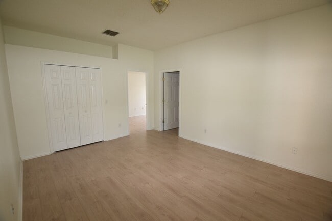 Building Photo - 14855 Hawksmoor Run Cir