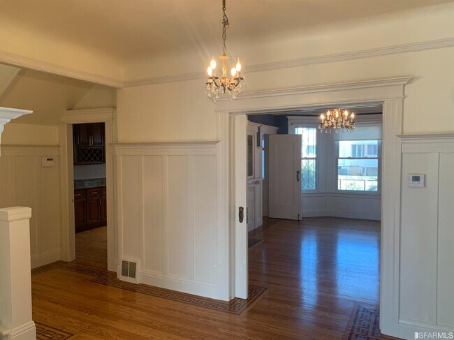 Building Photo - 238 8th Ave