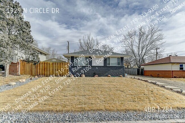 Building Photo - 1929 N Circle Dr