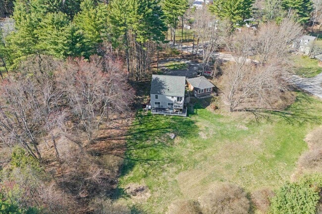 Building Photo - 7 Pheasant Run