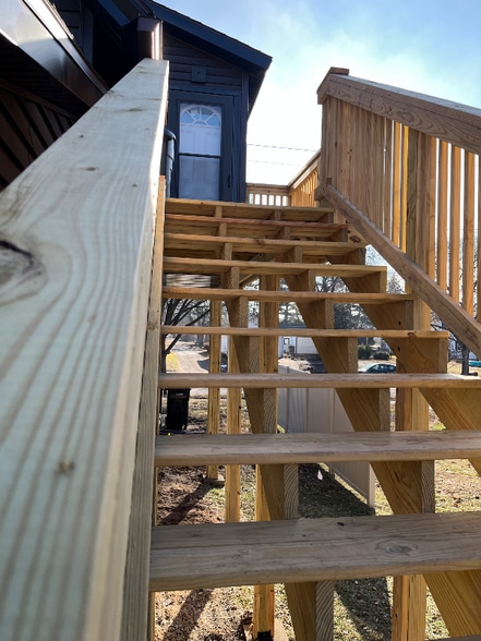 Building Photo - 1411 Portland Ave