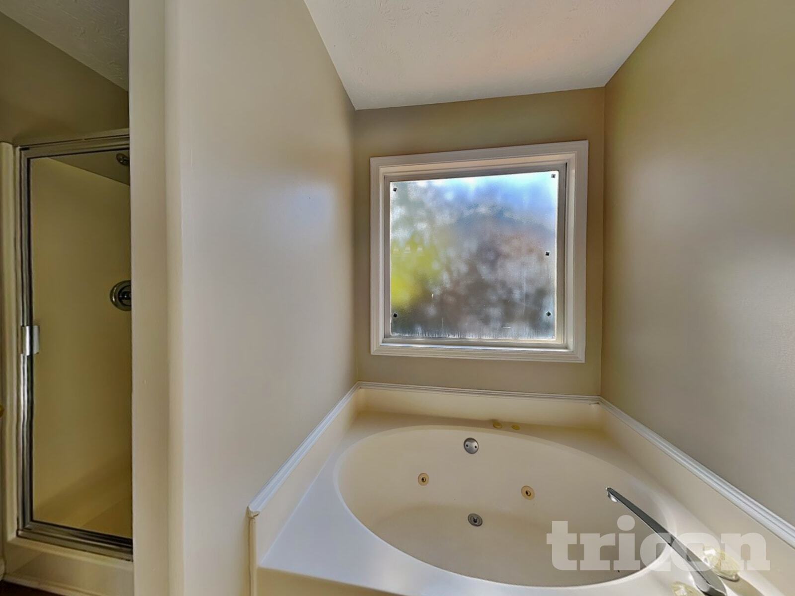 Building Photo - 930 Willow Hollow Dr