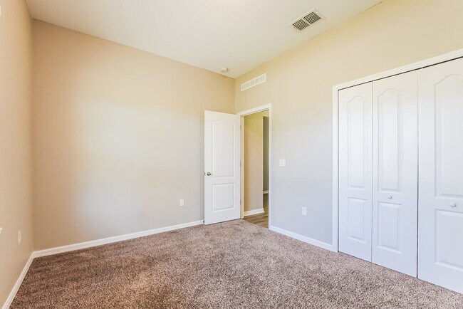 Building Photo - 4831 Petal Pawpaw Ln