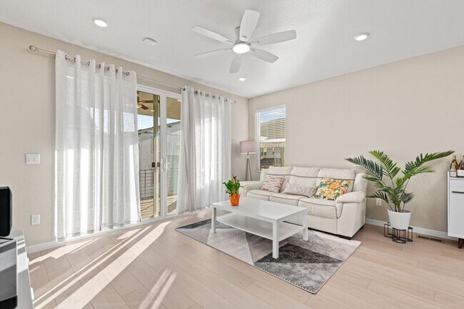 Building Photo - 12014 Octave Ave