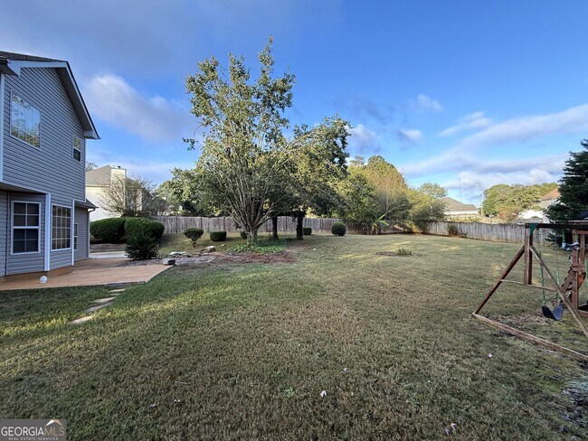 Building Photo - 7235 Coral Lake Dr