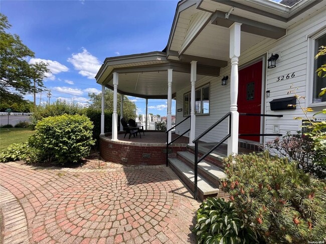 Building Photo - 3266 Brower Ave