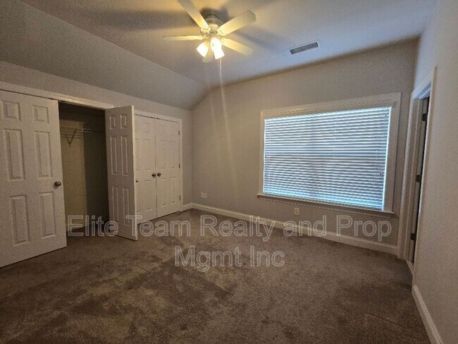 Building Photo - 1188 Stonedown Ln