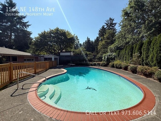 Building Photo - 1565 NE 148th Ave