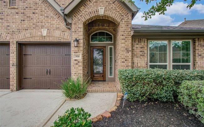 Building Photo - 3814 Trophy Ridge