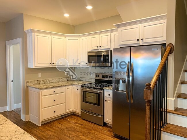 Building Photo - 6160 Tuscany Pl