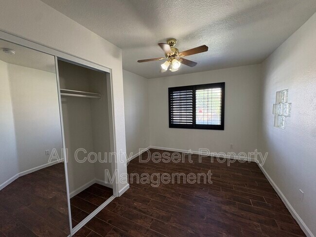 Building Photo - 78823 Ave 42