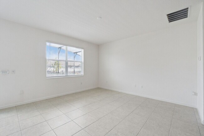 Building Photo - 4483 Monado Dr