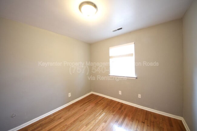 Building Photo - 6252 Edward St