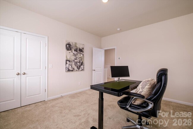 Building Photo - 8156 Merryvale Ln