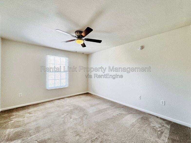 Building Photo - 4105 Residence Drive