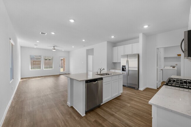 Building Photo - 21915 Terre Riviera Dr