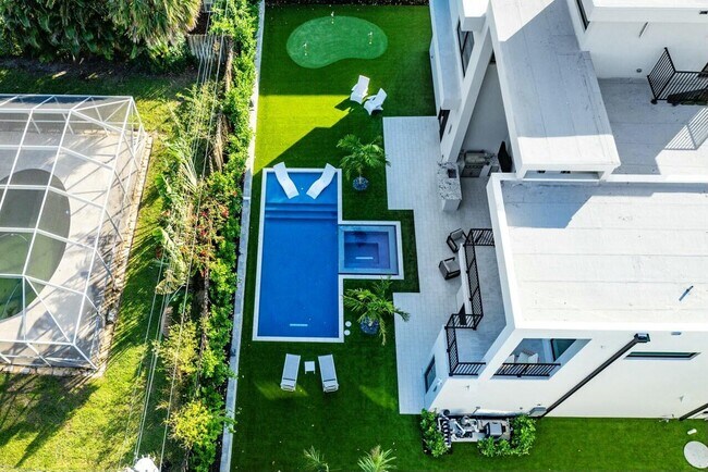 Building Photo - 13460 U.S. Rte 1