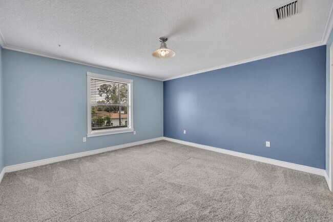 Building Photo - Gorgeous Winter Park Home