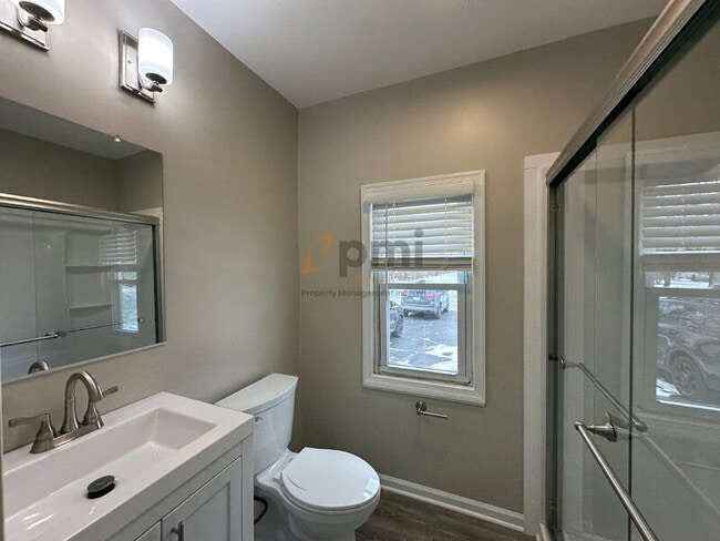 Building Photo - 1724 S Fairbanks St