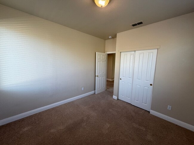 Building Photo - Large Home on Corner Lot