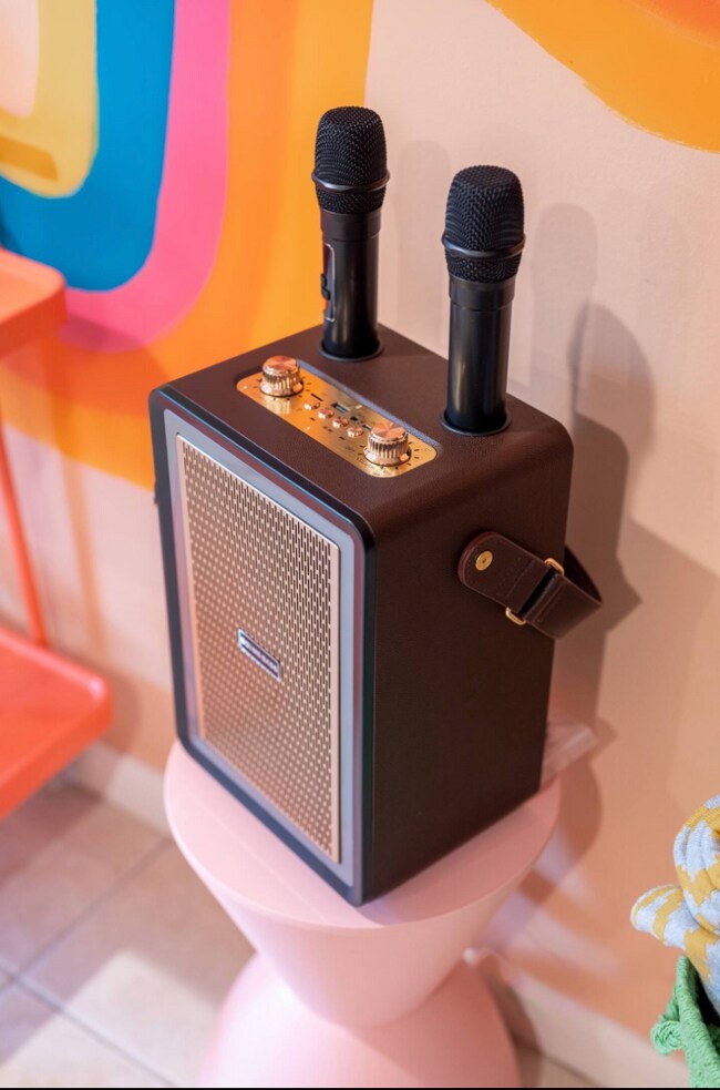 Building Photo - 615 N Staats Dr