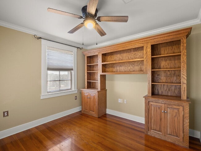 Building Photo - Enchanting 4-bedroom, 3-bathroom historical home