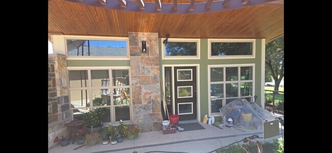 Building Photo - 2403 Bottoms East Rd