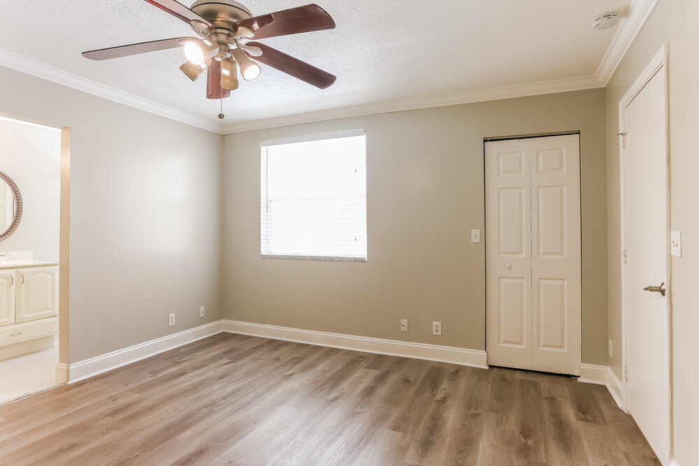 Building Photo - 6031 NW 42nd Way