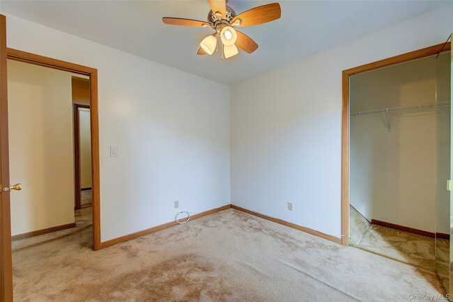 Building Photo - 41 Beechwood Ave