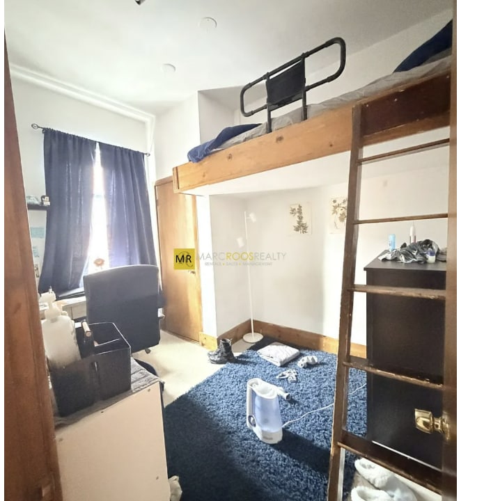 Building Photo - 17 Aberdeen St