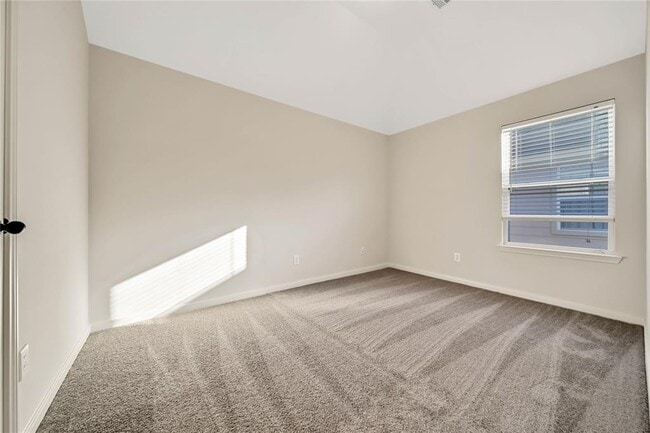 Building Photo - 26618 Blanchard Grove Dr