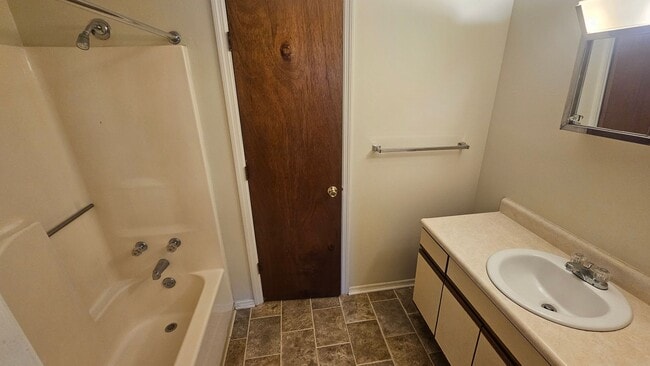 Building Photo - College Park - August 2026