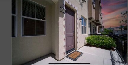 Building Photo - 40321 Calle Real