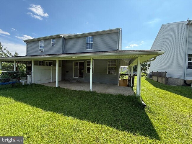 Building Photo - 1202 Rosegate Ct