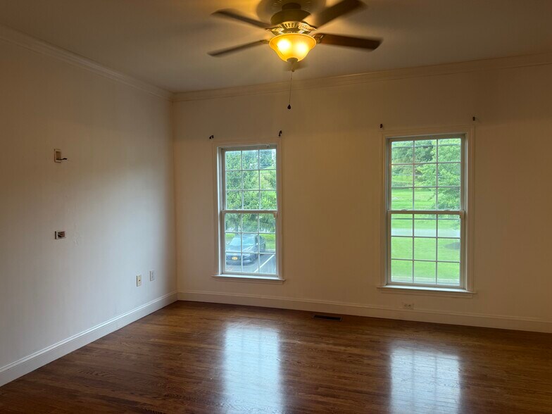 Building Photo - 20 Hudson Cir