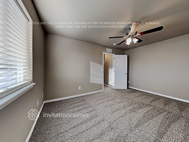 Building Photo - 6133 Nash Dr