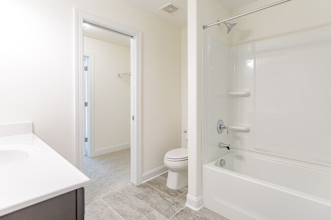 Building Photo - Brand new Luxurious 3 bedroom 3 bath + LOFT townhouse in Stone Gate community High Point. Master ...