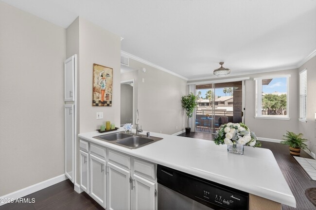 Building Photo - 7009 E Acoma Dr