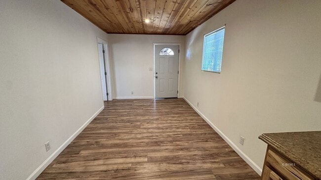 Building Photo - 54365 Pine Crest Ave