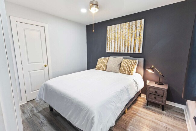 Building Photo - 2620 Arbor St