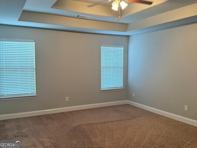 Building Photo - 125 Leland Ln