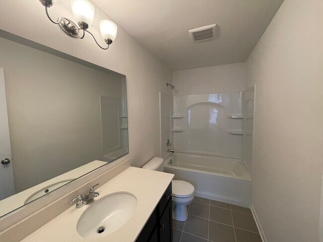 Building Photo - 12640 S Talbot Cir